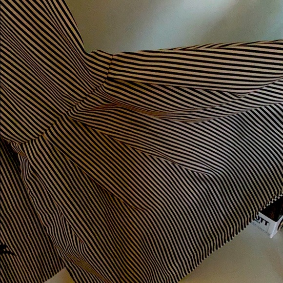 Blouse 👚 - Picture 4 of 4